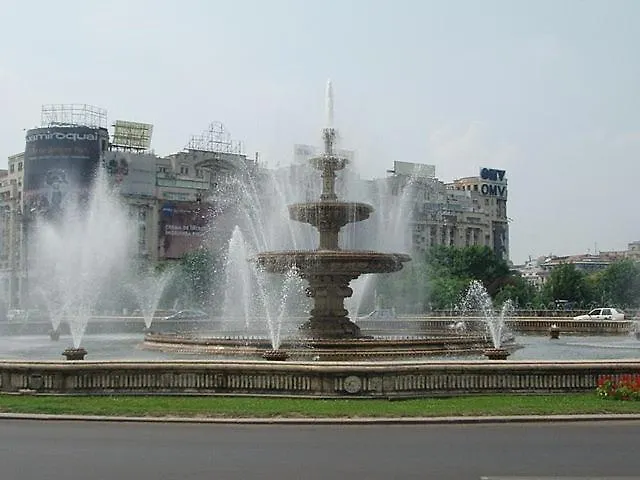 Grand Unirii Plaza Bükreş